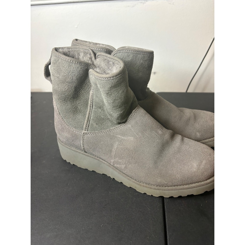 UGG Cory Slim Short Grey Suede Sheepskin Boots 1012497 Size‎ 7.5